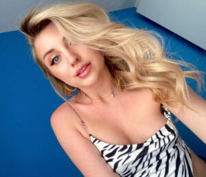 A beautiful blonde cam model from Kiev